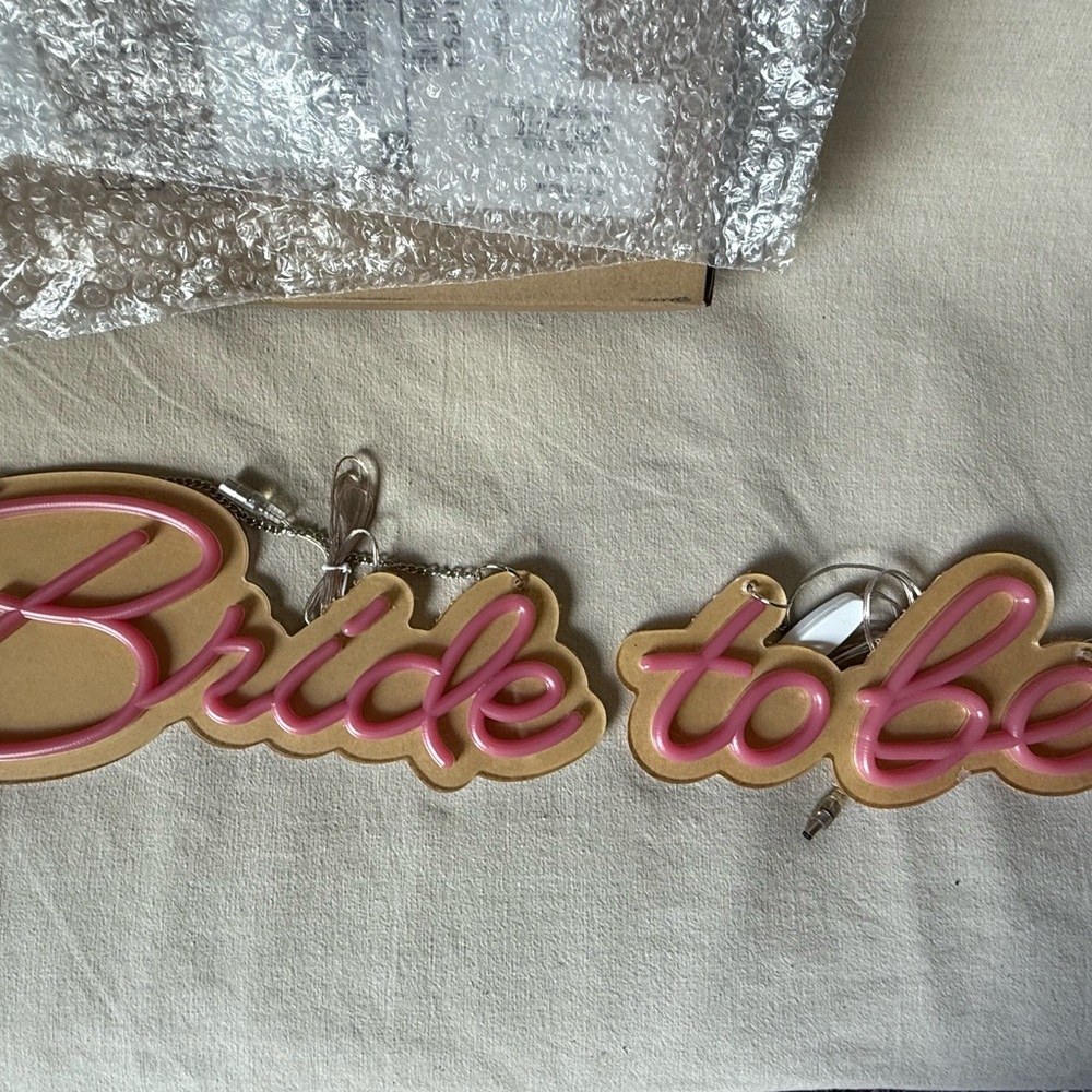Pink and Tan 'Bride to Be' Sign
